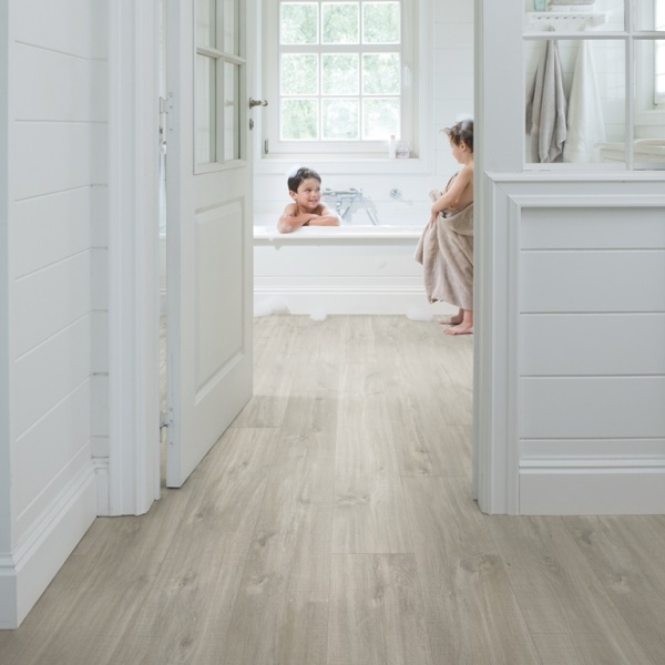 ПВХ-ПЛИТКА Quick Step BLOS Дуб каньон серый пилёный (упак 1,873) из каталога ПВХ-ПЛИТКА Quick Step BLOS товар ПВХ-ПЛИТКА Quick Step BLOS Дуб каньон серый пилёный (упак 1,873)