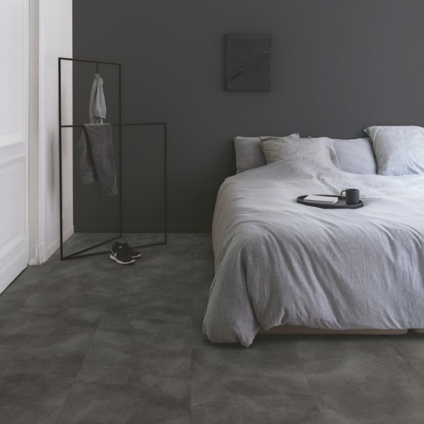 ПВХ-ПЛИТКА Quick Step ILLUME Мягкий графит (упак 2,198) из каталога ПВХ-ПЛИТКА Quick Step ILLUME товар ПВХ-ПЛИТКА Quick Step ILLUME Мягкий графит (упак 2,198)